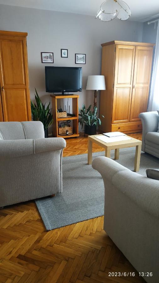 Apartman Rada 피로트 외부 사진