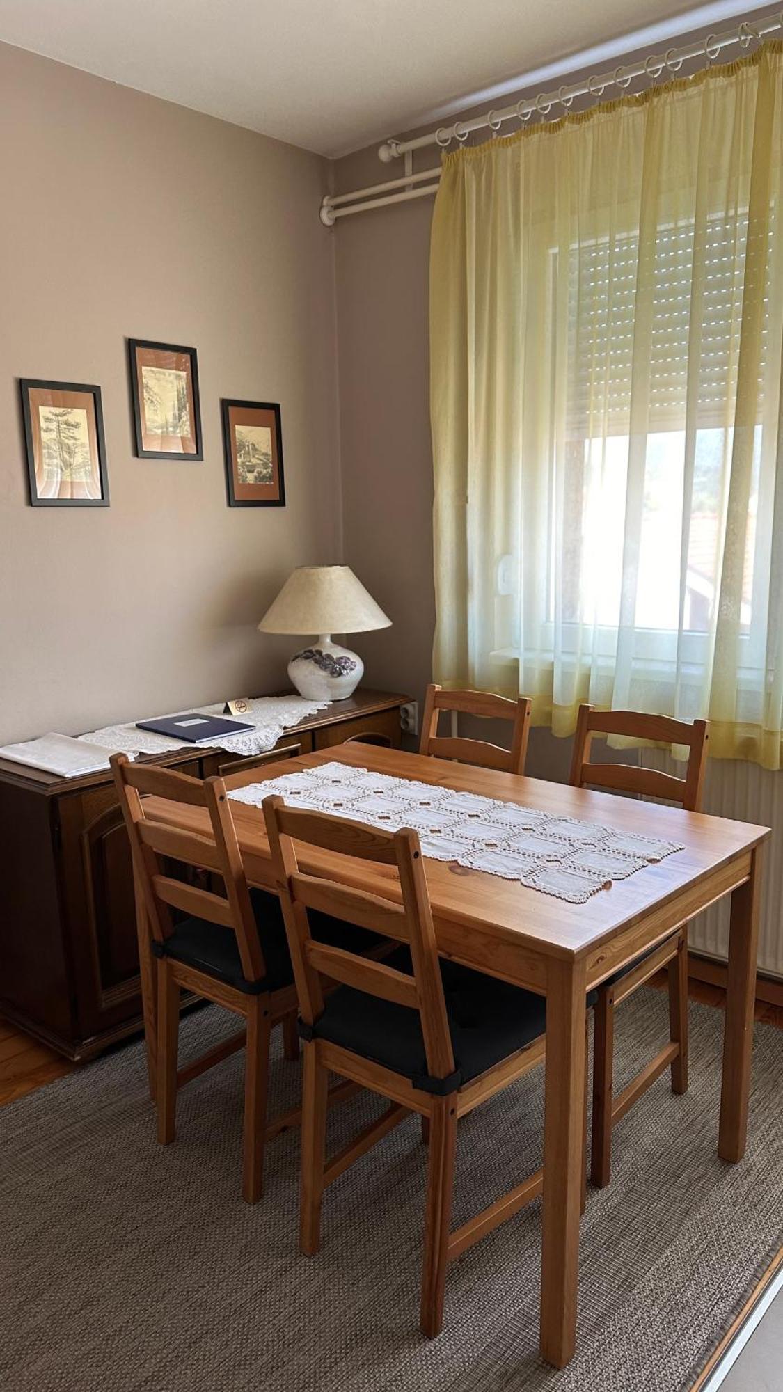 Apartman Rada 피로트 외부 사진